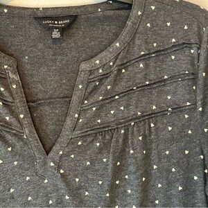 Lucky Brand Women’s Long sleeve Gray Top with Pink Hearts